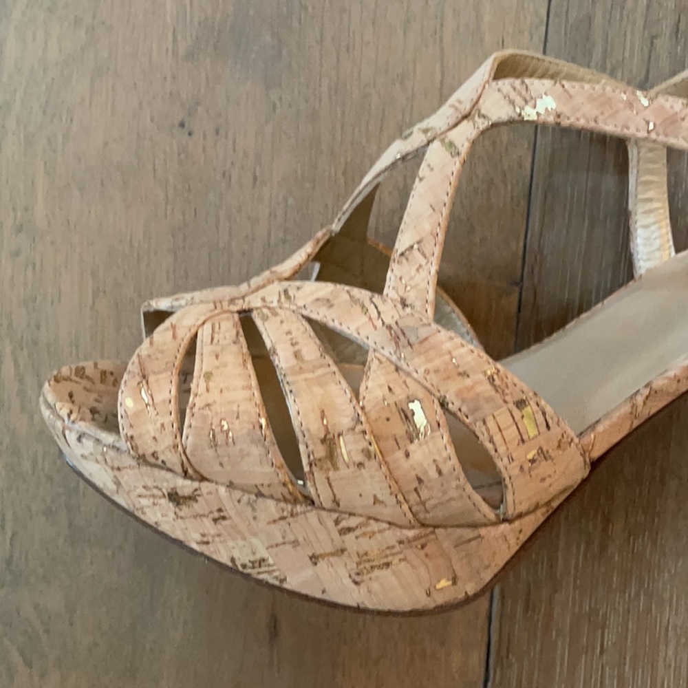 Stuart Weitzman Cork High Heels- Size 9 - Picture 7 of 16